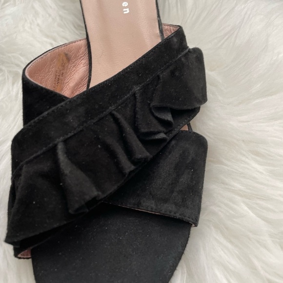 Patricia Green Black Suede Ruffle Sandals - Picture 4 of 8